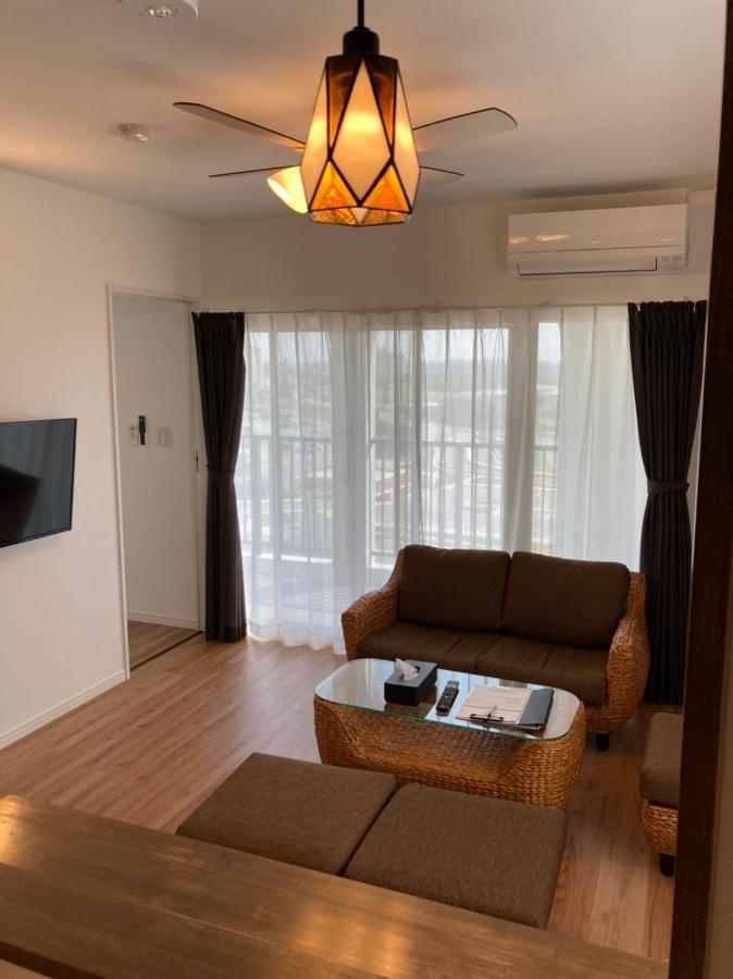 Hotel Cozy Stay In Minatogawa Urasoe Exterior foto